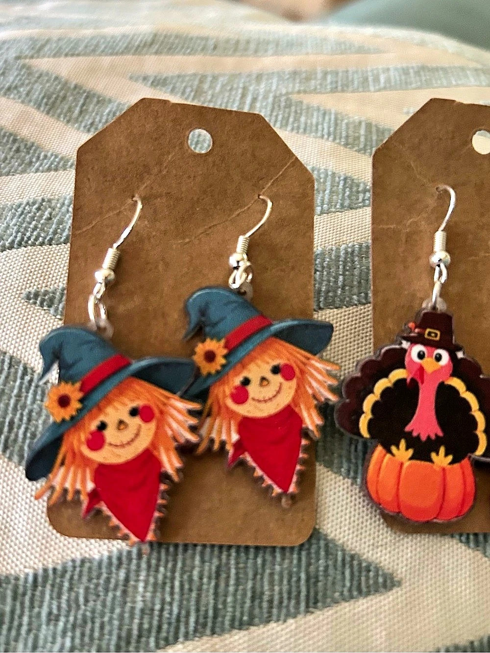 NWT-Halloween Witch & Turkey Earrings-2earrings - Picture 2 of 3